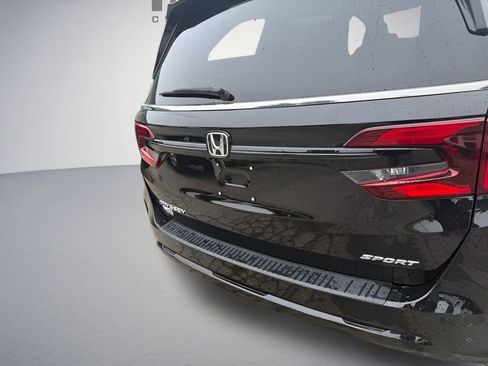 Used 2025 Honda Odyssey Sport-L image 37