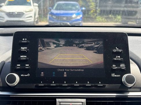 Used 2019 Honda Accord LX image 25