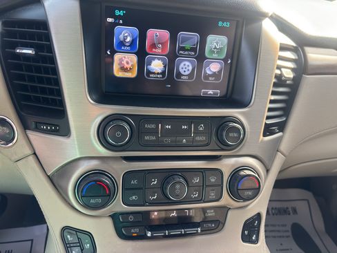 Used 2019 GMC Yukon XL Denali w/ Denali Ultimate Package AWD/4WD image 18