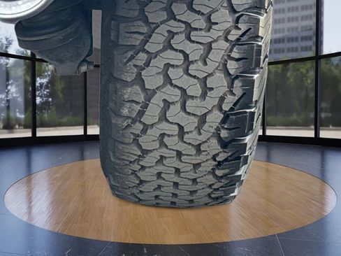 Certified 2023 Ford F150 Raptor w/ Equipment Group 802A Raptor R AWD/4WD image 38