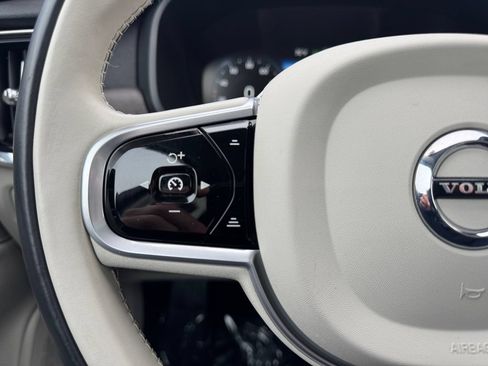 Used 2018 Volvo V90 T5 Cross Country w/ Convenience Package AWD/4WD image 14