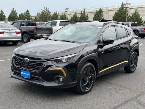 Used 2024 Subaru Crosstrek 2.5i Sport w/ Crosstrek Mirror Package AWD/4WD image 4