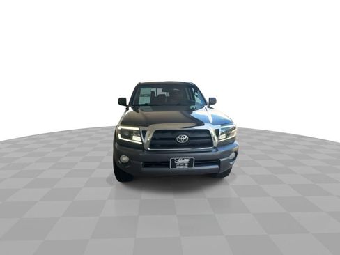 Used 2009 Toyota Tacoma PreRunner RWD image 3