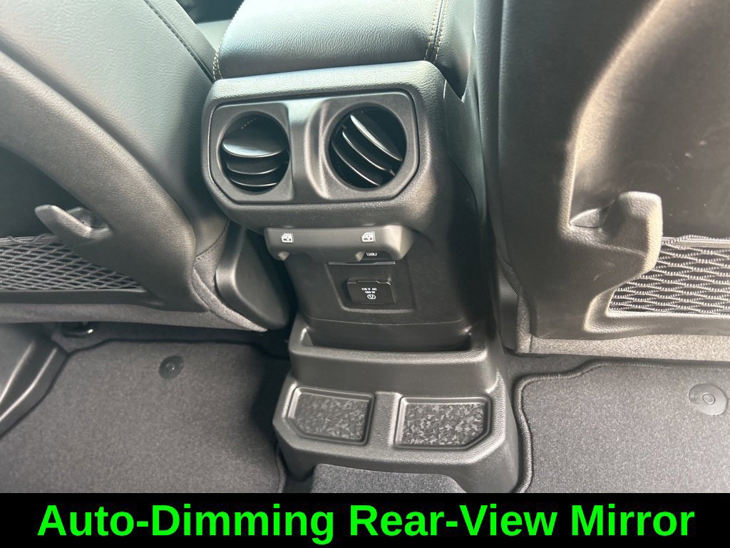 Certified 2025 Jeep Wrangler Unlimited Sahara AWD/4WD image 30