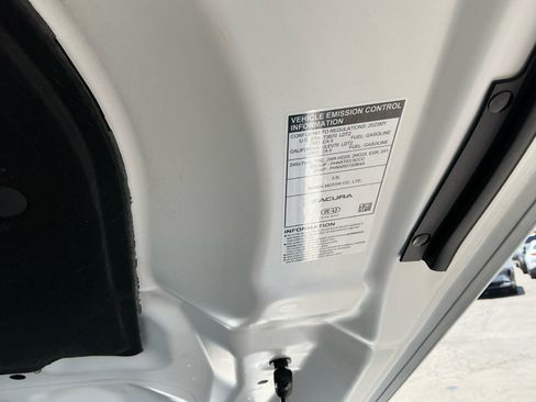 Used 2023 Acura MDX SH-AWD w/ Advance Package image 23