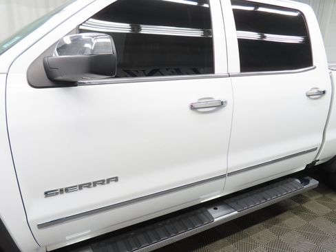 Used 2018 GMC Sierra 1500 SLT w/ SLT Premium Package image 37