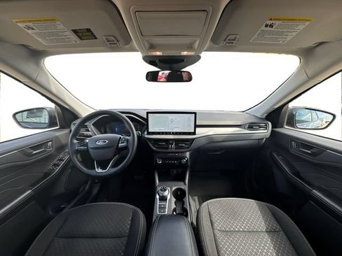 Used 2024 Ford Escape Active w/ Tech Pack #1 AWD/4WD image 13