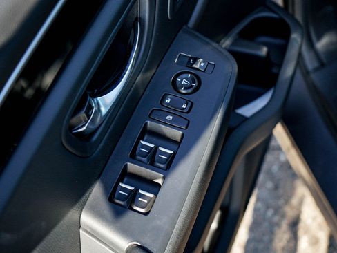 New 2025 Honda Pilot Touring image 18