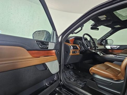 Used 2024 Lincoln Navigator Reserve w/ Equipment Group 201A image 22