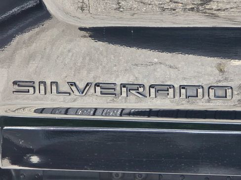 Used 2022 Chevrolet Silverado 2500 High Country w/ Technology Package AWD/4WD image 40