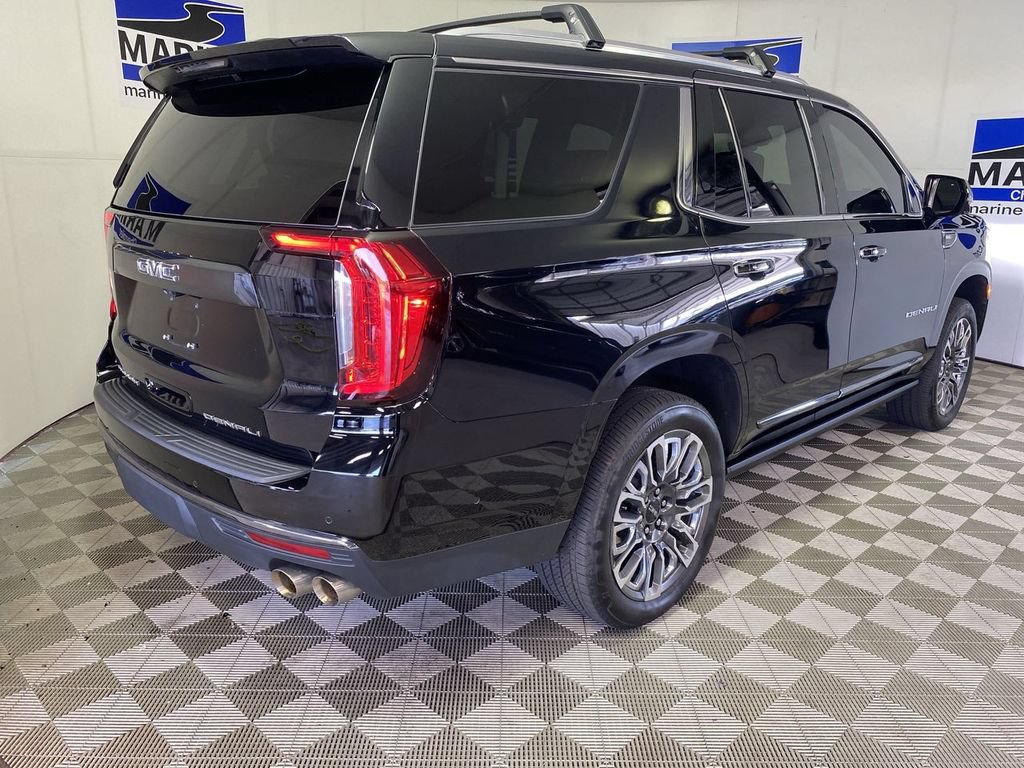 Used 2024 GMC Yukon Denali Ultimate AWD/4WD image 13