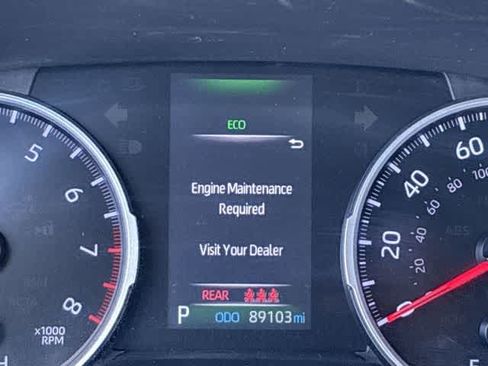 Used 2021 Toyota RAV4 LE FWD image 34