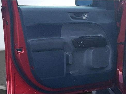 Certified 2024 Ford Maverick XL image 23