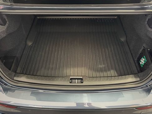 Used 2025 Volvo S60 T8 Ultra w/ Climate Package image 33