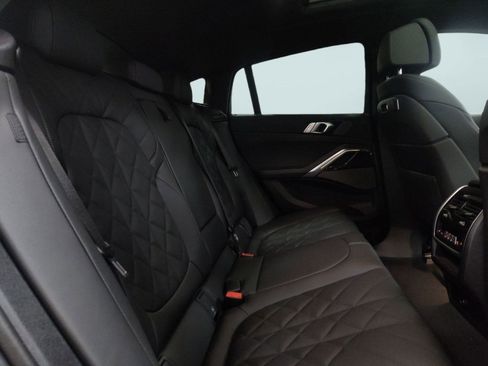 New 2026 BMW X6 xDrive40i image 27