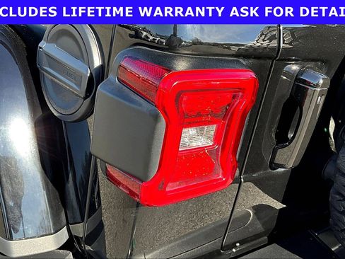 Used 2021 Jeep Wrangler Unlimited Rubicon w/ Trailer Tow Package AWD/4WD image 24