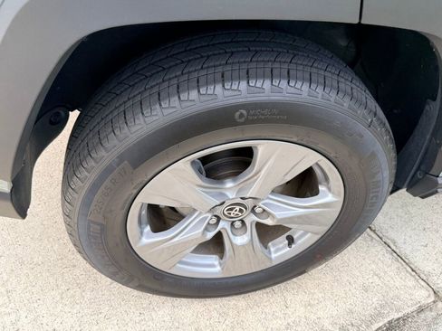 Used 2023 Toyota RAV4 XLE image 13