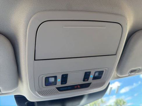 Used 2021 Ford Explorer Limited RWD image 39