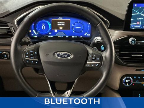 Used 2020 Ford Escape Titanium AWD/4WD image 12