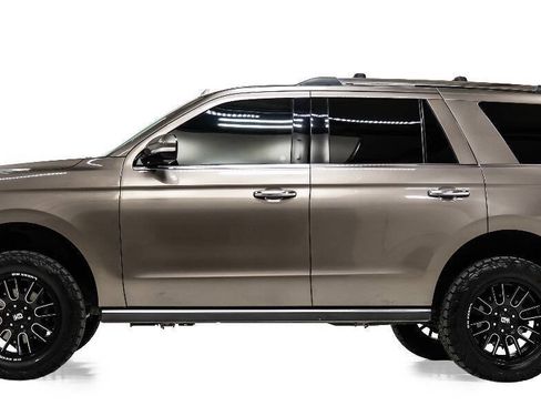 Used 2018 Ford Expedition Limited RWD image 6