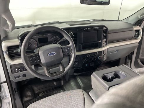 Used 2024 Ford F350 XLT w/ FX4 Off-Road Package image 8