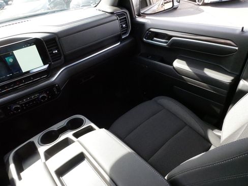 Used 2024 Chevrolet Silverado 1500 RST image 12