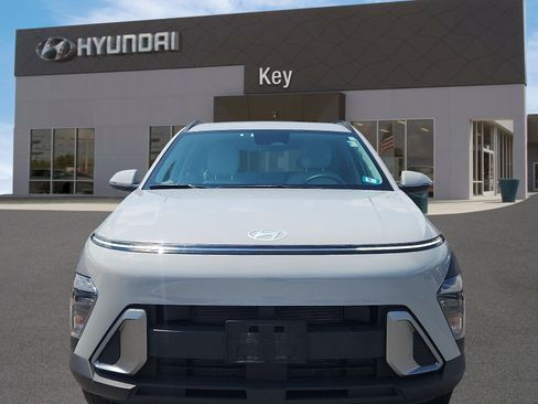 Certified 2024 Hyundai Kona SEL w/ Convenience Package AWD/4WD image 8