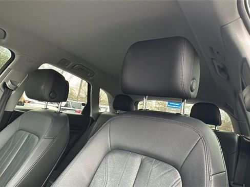 Used 2019 Audi Q5 2.0T Premium image 31