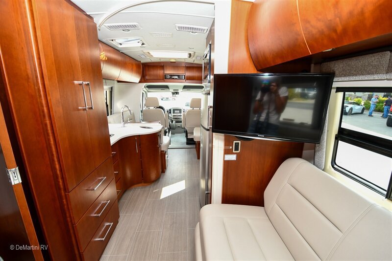 Used 2018 Mercedes-Benz Sprinter 3500 image 7