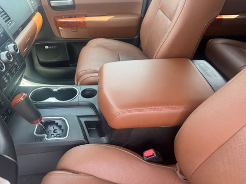 Used 2019 Toyota Sequoia Platinum AWD/4WD image 13