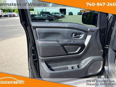 Used 2021 Nissan Titan PRO-4X w/ Pro-4x Convenience Package AWD/4WD image 11