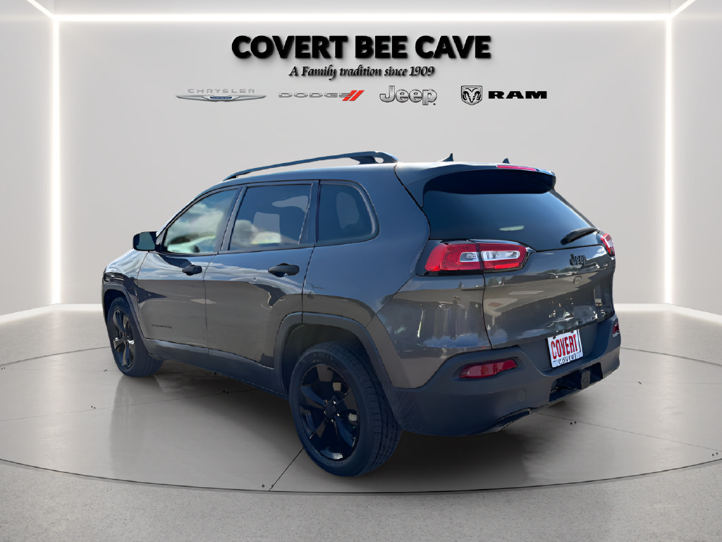 Used 2016 Jeep Cherokee Sport FWD image 9