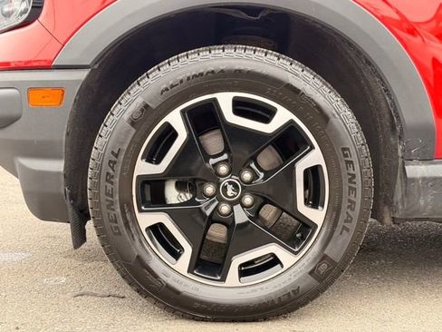 Used 2023 Ford Bronco Sport Outer Banks w/ Tech Package image 10