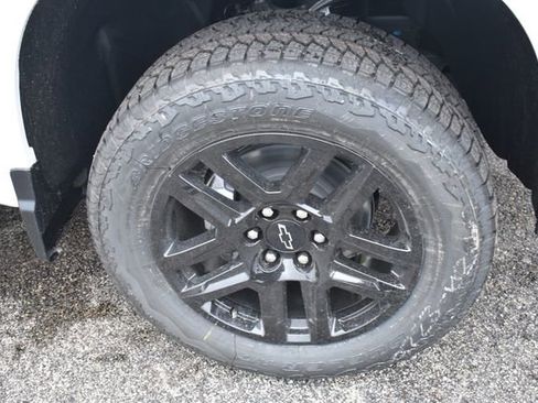 New 2026 Chevrolet Silverado 1500 LT Trail Boss w/ Dark Appearance Package AWD/4WD image 12