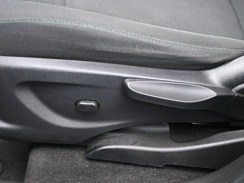 Used 2016 Chevrolet Trax LS FWD image 10