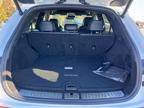 Certified 2025 Genesis GV70 3.5T Sport image 6