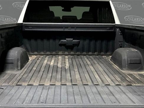 Used 2022 Chevrolet Silverado 1500 LTZ image 9