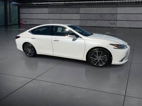Certified 2023 Lexus ES 350 w/ Premium Package FWD image 2