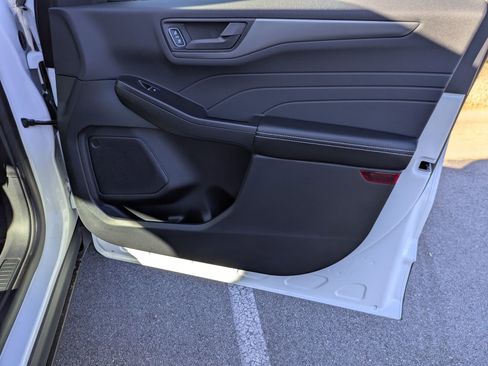 New 2026 Ford Escape Active image 32