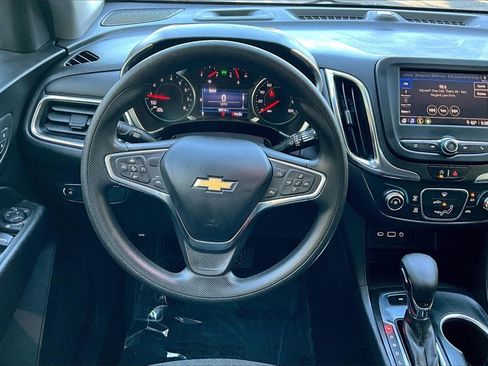 Certified 2022 Chevrolet Equinox LT image 9