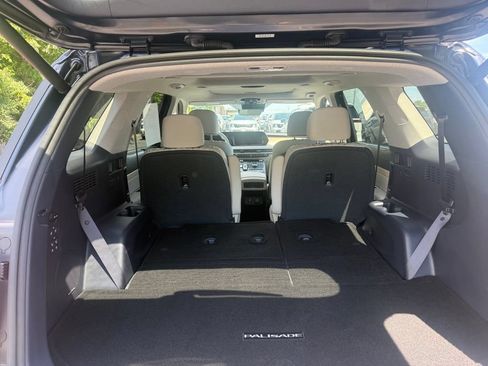 Used 2024 Hyundai Palisade Limited AWD/4WD image 6