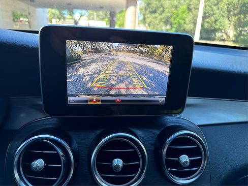 Used 2019 Mercedes-Benz GLC 300 image 22