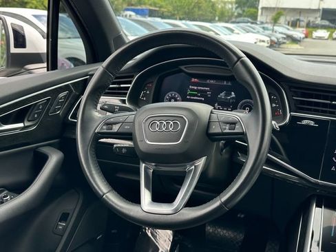 Used 2020 Audi Q7 3.0T Premium Plus AWD/4WD image 18