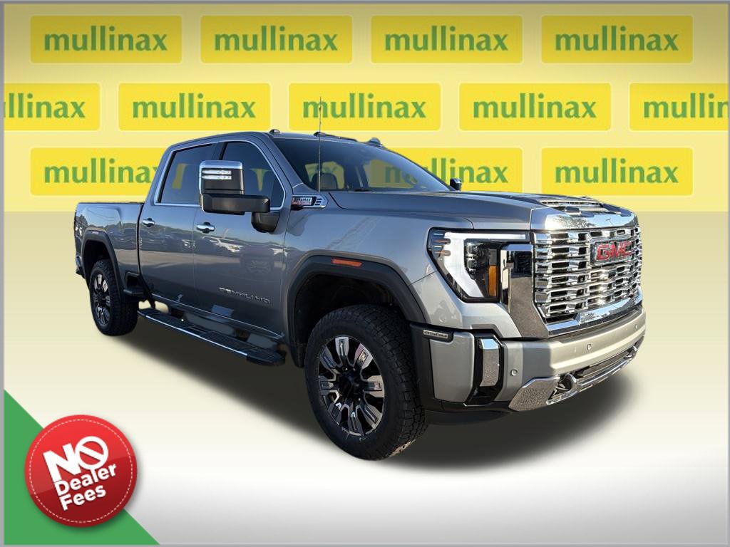 Used 2025 GMC Sierra 2500 Denali AWD/4WD image 1