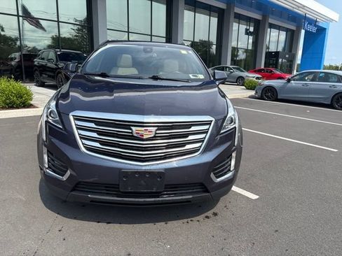 Used 2017 Cadillac XT5 Premium Luxury AWD/4WD image 3