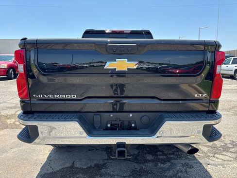 Used 2023 Chevrolet Silverado 2500 LTZ w/ LTZ Plus Package AWD/4WD image 5