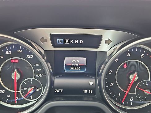 Used 2018 Mercedes-Benz SL 550 image 18