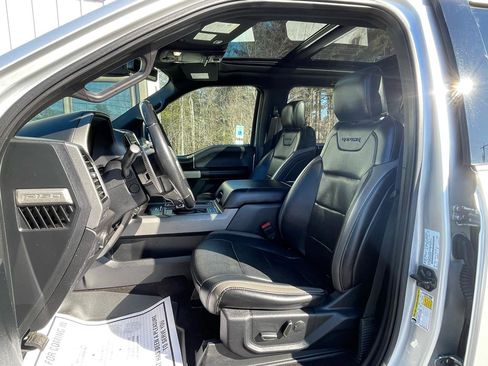Used 2018 Ford F150 Raptor w/ Equipment Group 802A Luxury image 13
