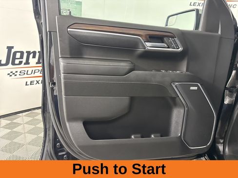 Used 2023 GMC Sierra 1500 SLT w/ SLT Convenience Package AWD/4WD image 10