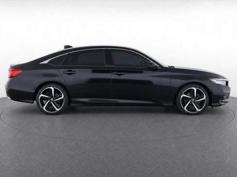 Used 2019 Honda Accord LX image 8